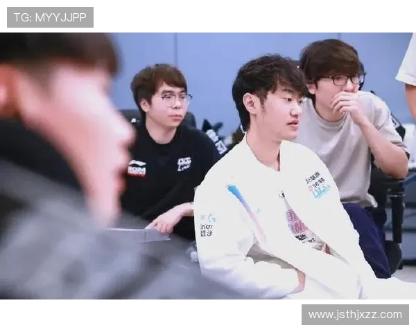 BLG耐力争议引发热议玩家表现与战队策略的深度剖析